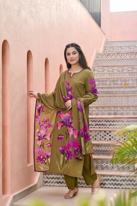 Naisha K 83 Cotton Digital Printed Kurti Bottom With Dupatta Suppliers In India